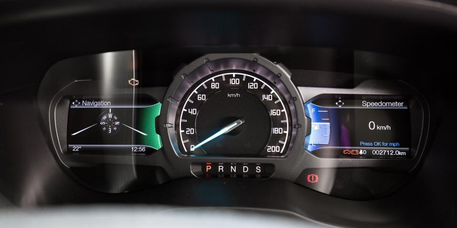 Панель приборов Ford Ranger Double Cab FX4 2017 года  (AU) (фото 25 из 40)